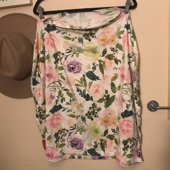 Nursing Cover - Picture 1 of 1